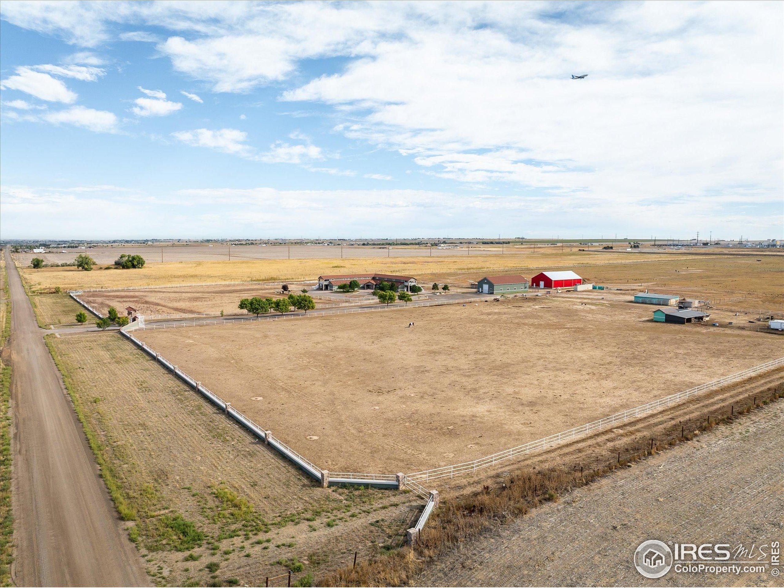 13400 Harvest Road Commerce City, CO 80022 - Photo 4 of 50 a view of beach and ocean