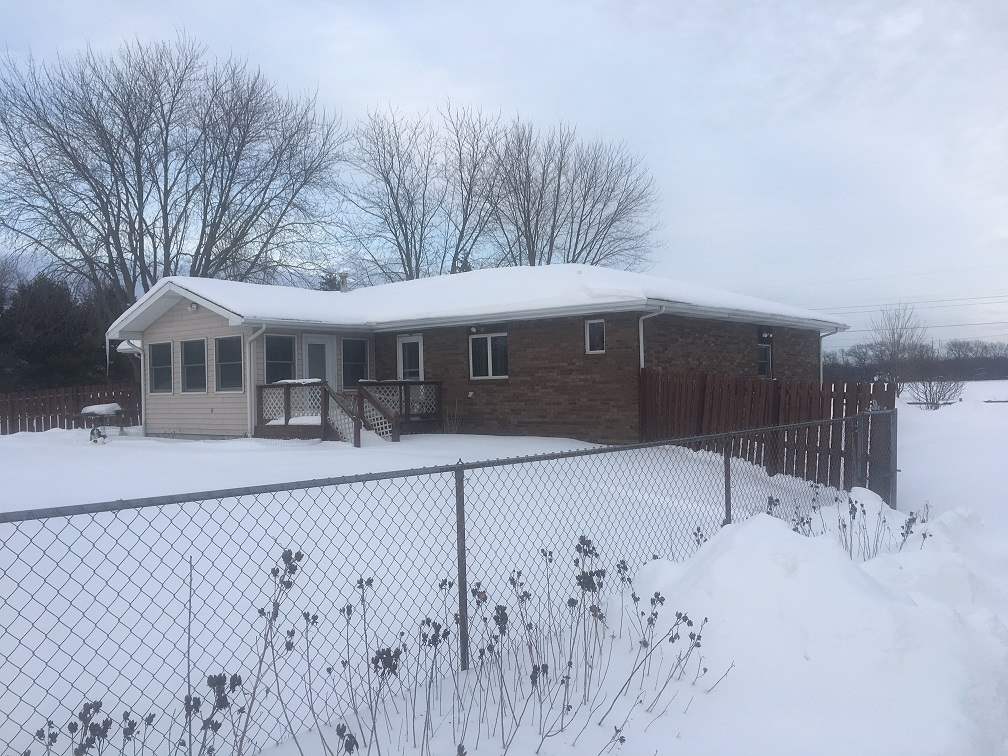 58827 Ash Road Osceola, IN 46561 - Photo 4 of 10 Gallery Image 4