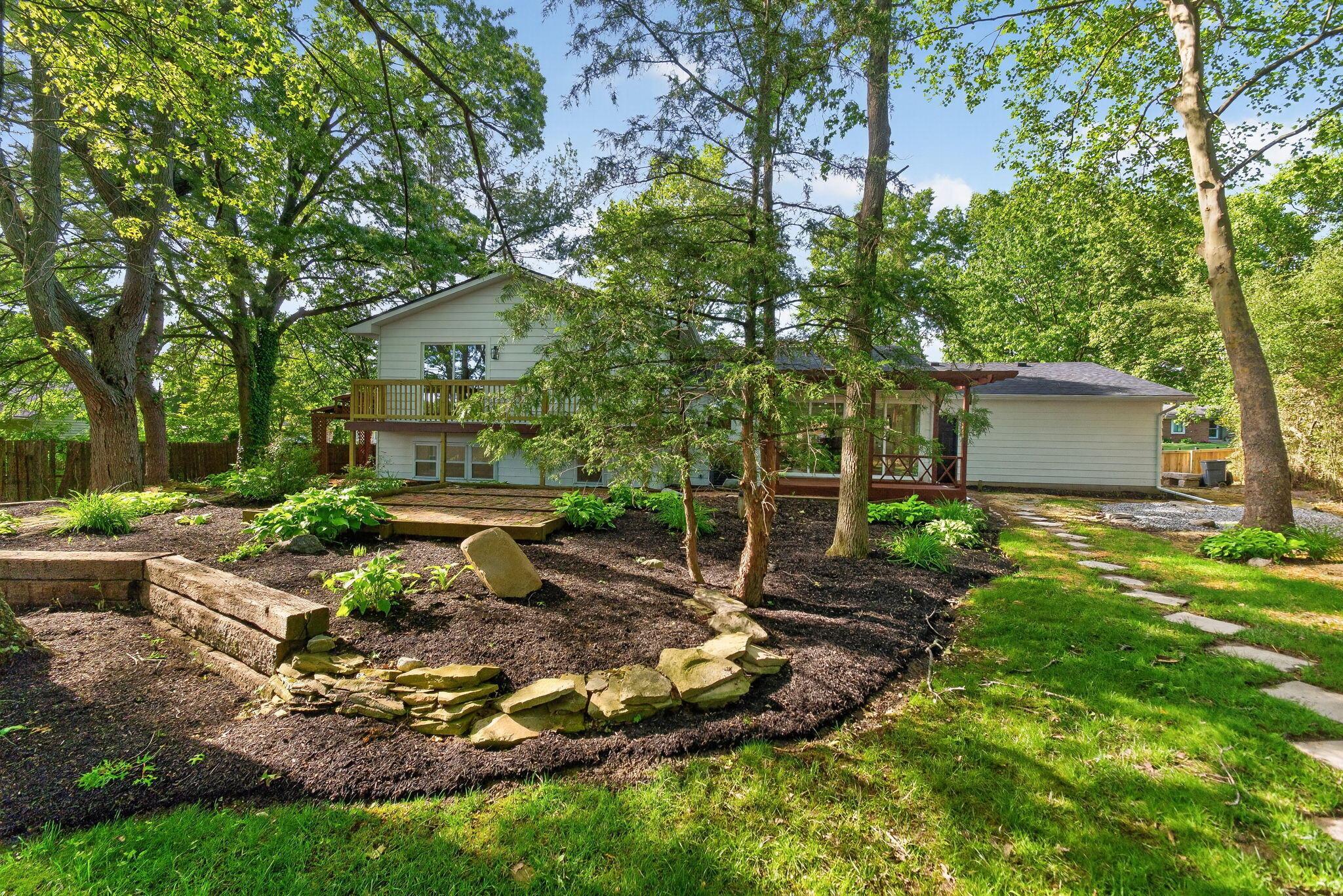 181 Greenbrier Road Sunbury, OH 43074 - Photo 48 of 60 181 Greenbrier (Exterior)-16