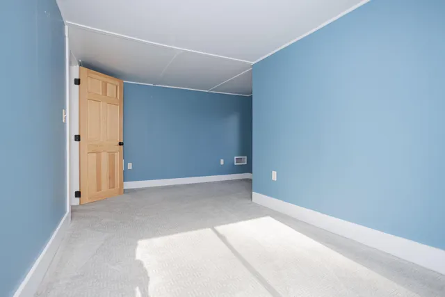 $470,000 | 189 Middle Street, Farmington, ME 04938