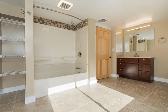 $470,000 | 189 Middle Street, Farmington, ME 04938