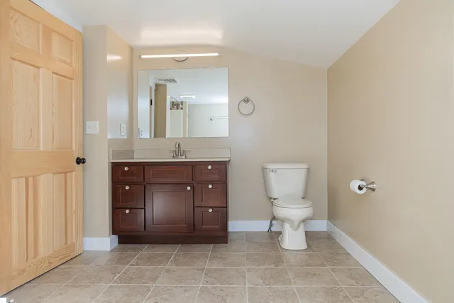 $470,000 | 189 Middle Street, Farmington, ME 04938