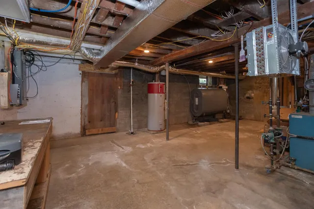 $470,000 | 189 Middle Street, Farmington, ME 04938