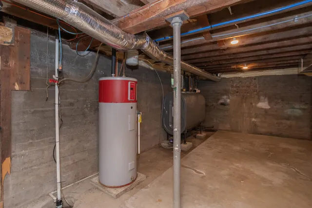 $470,000 | 189 Middle Street, Farmington, ME 04938