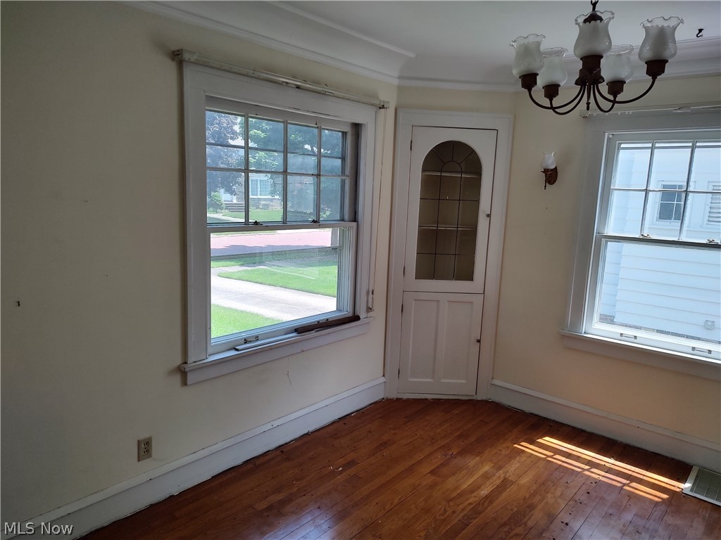 17918 Maplecliff Road Cleveland, OH 44119 - Photo 10 of 31 Gallery Image 10
