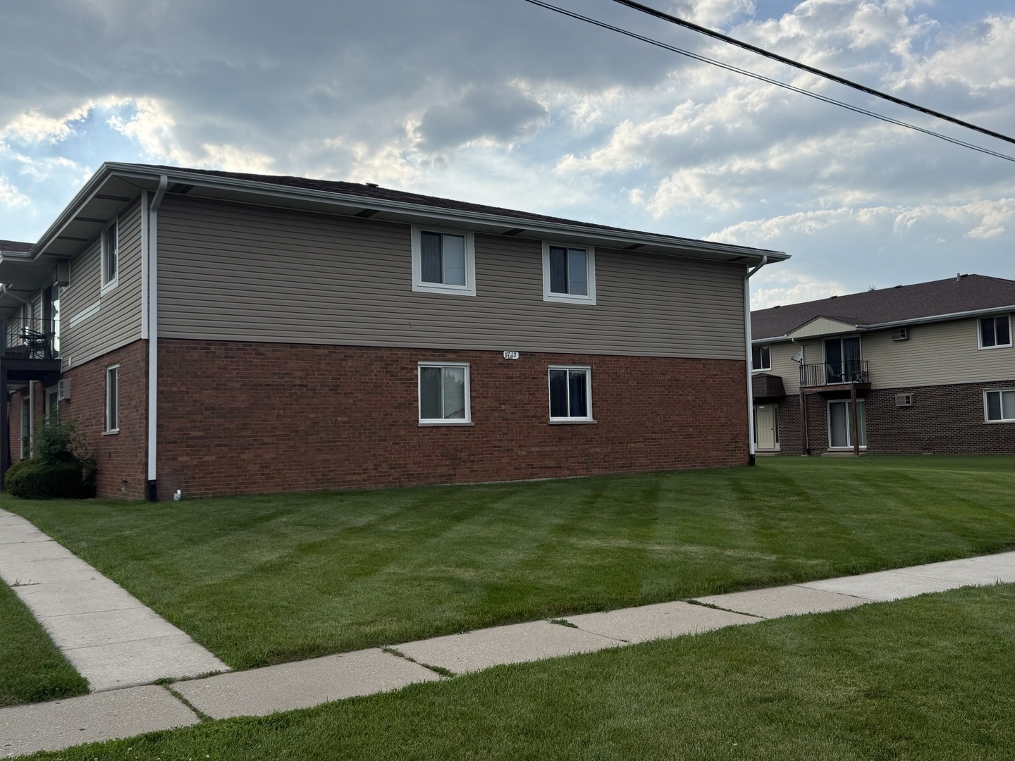 1713 Nelson Road, Unit 12 New Lenox, IL 60451 - Photo 1 of 9