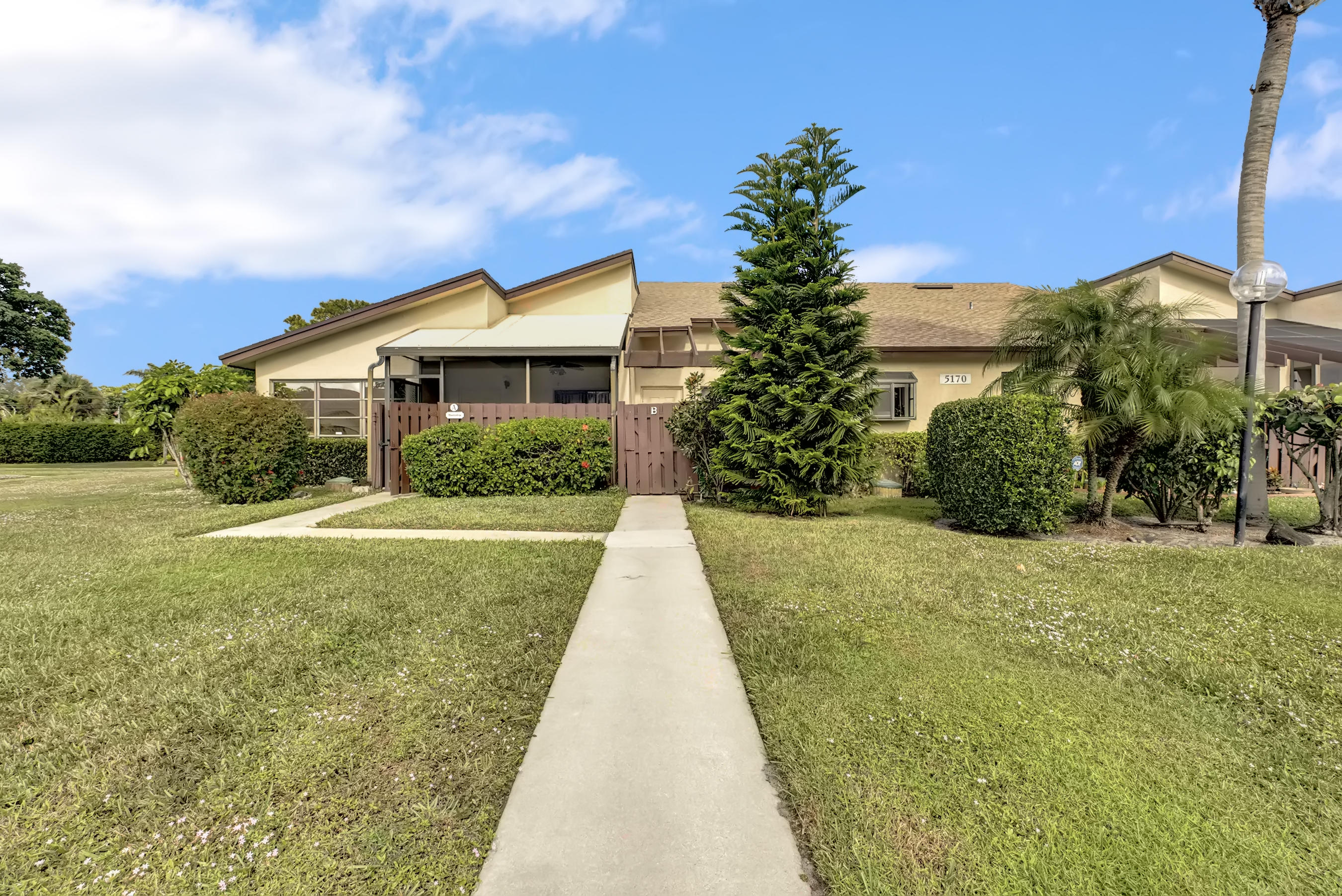 5170 Nesting Way, Unit B Delray Beach, FL 33484 - Photo 18 of 24 DSC02123