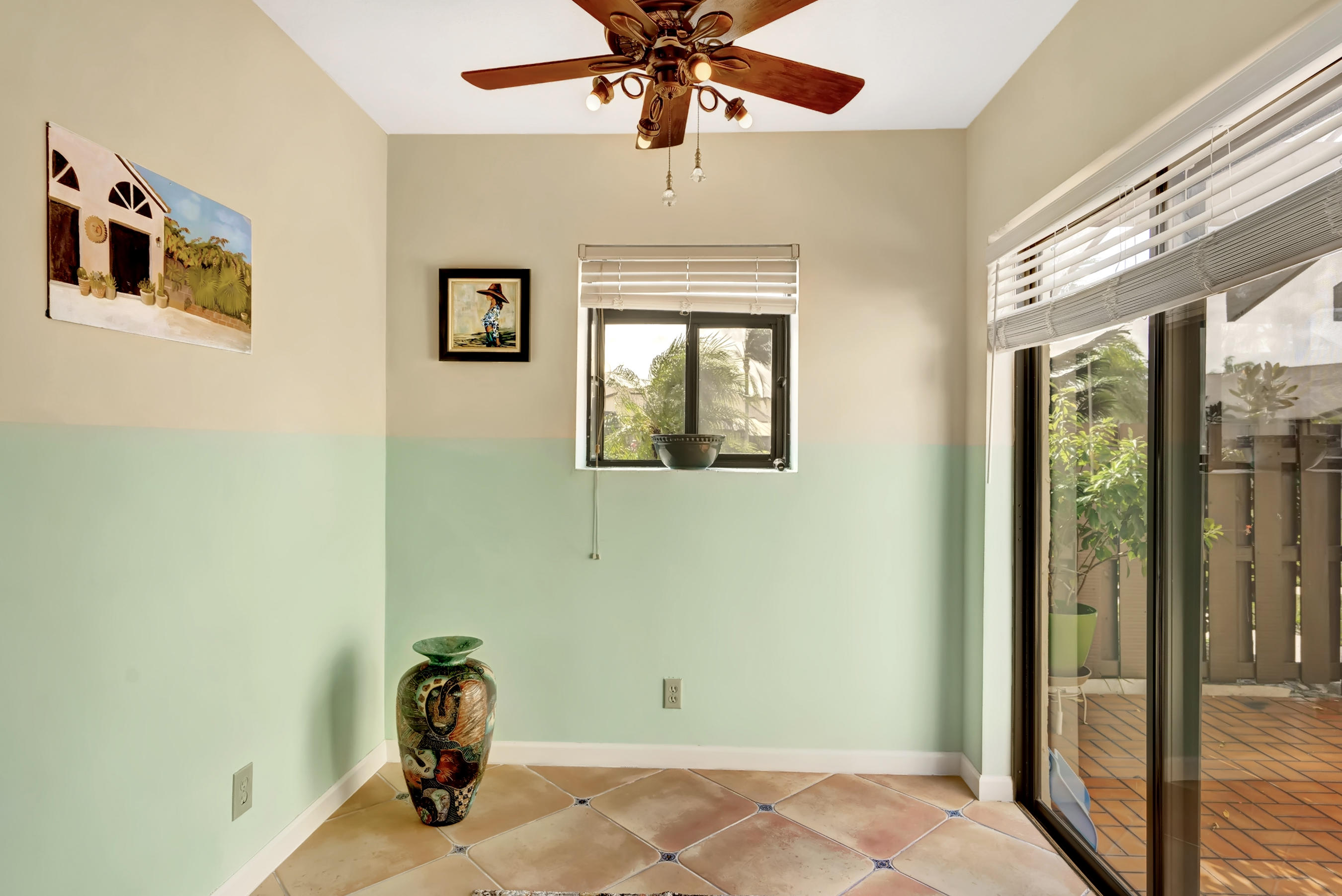 5170 Nesting Way, Unit B Delray Beach, FL 33484 - Photo 9 of 24 DSC02068