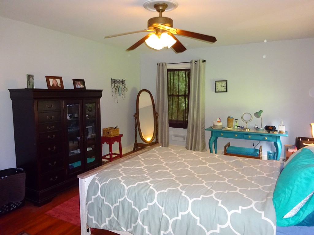 313 Hunting Road Greenwood, SC 29646 - Photo 17 of 26 Gallery Image 17