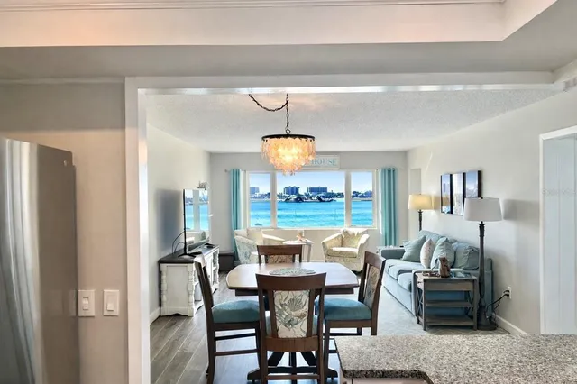 $1,750 | 4550 Cove Circle, Unit 804, St. Petersburg, FL 33708