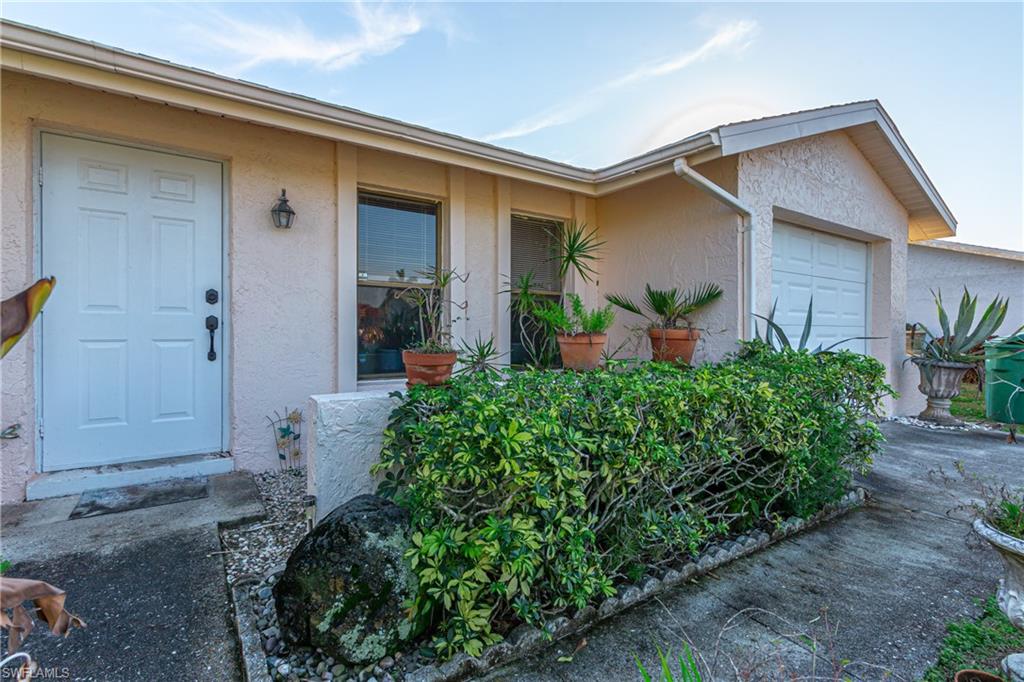 134 Blue Ridge Drive Naples, FL 34112 - Photo 4 of 26 Gallery Image 4