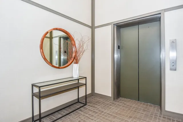 $2,150 | 993 Massachusetts Avenue, Unit 212, Arlington, MA 02476