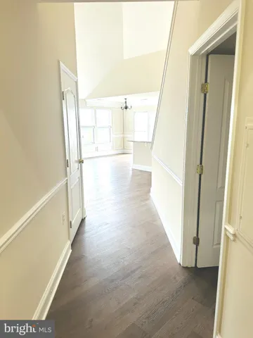 $2,350 | 12828 Clarksburg Square Road, Unit 303, Clarksburg, MD 20871