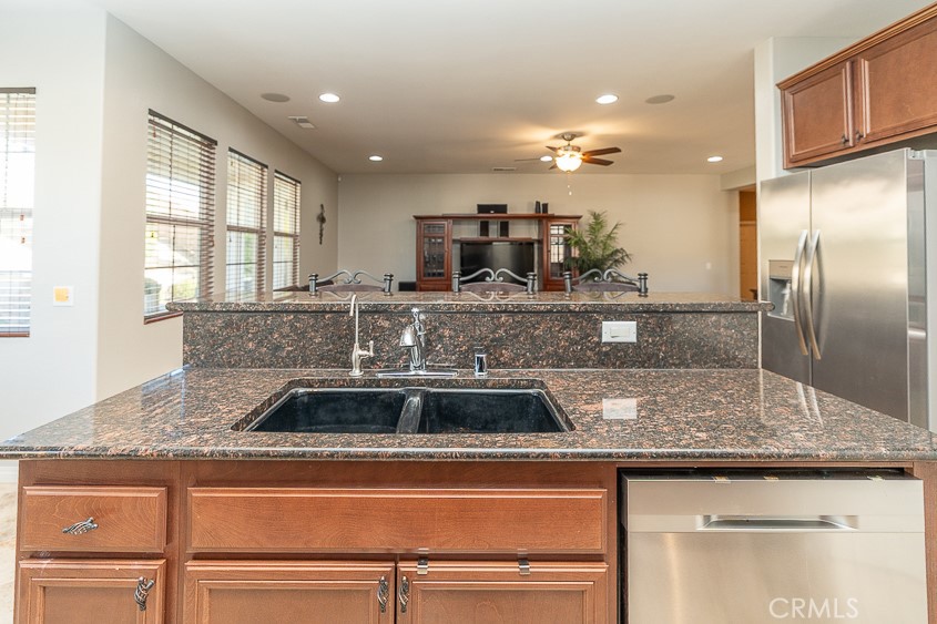 39236 Shree Road Temecula, CA 92591 - Photo 10 of 27