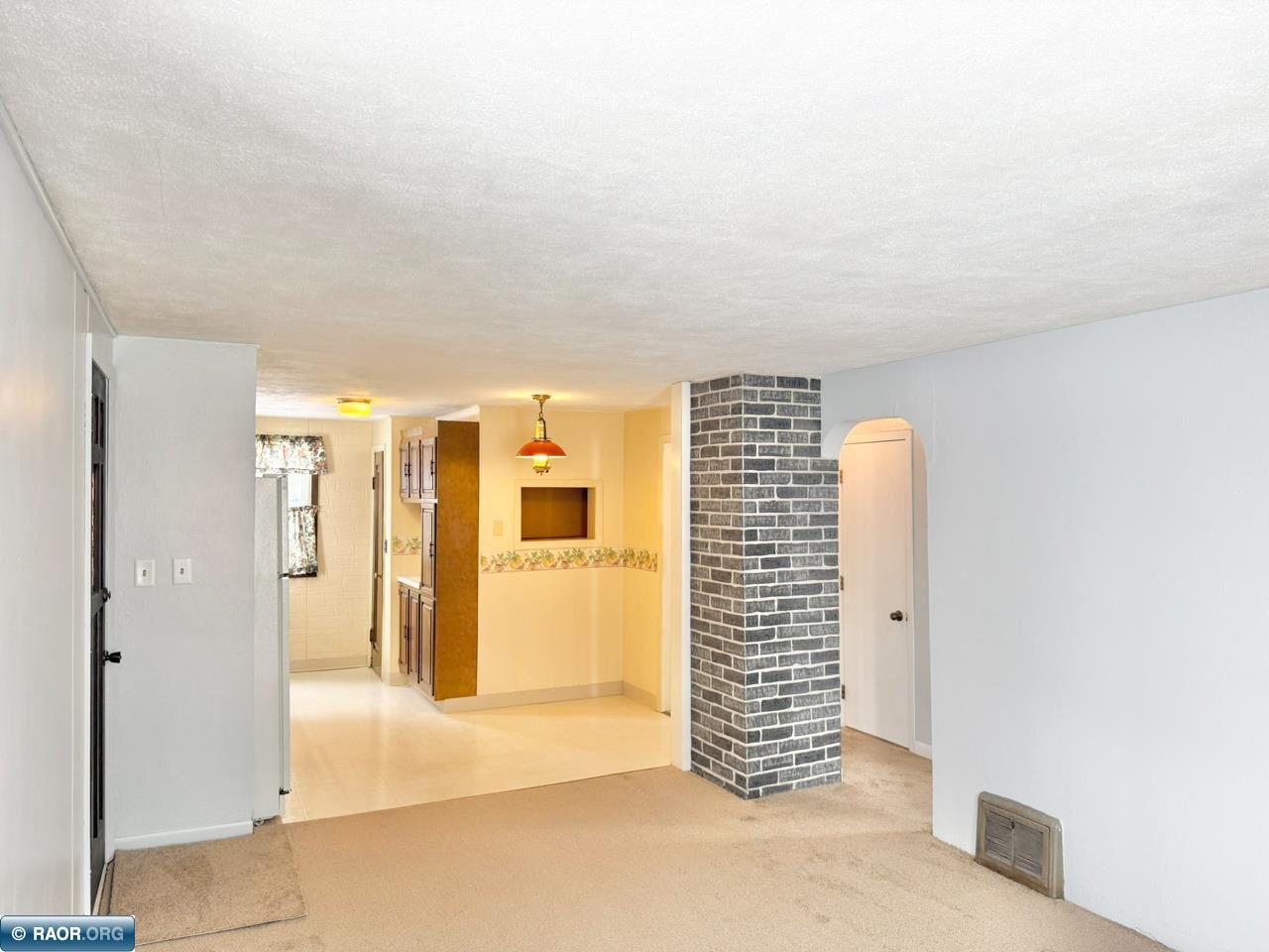 5495 Daffodil Avenue Virginia, MN 55792 - Photo 12 of 37