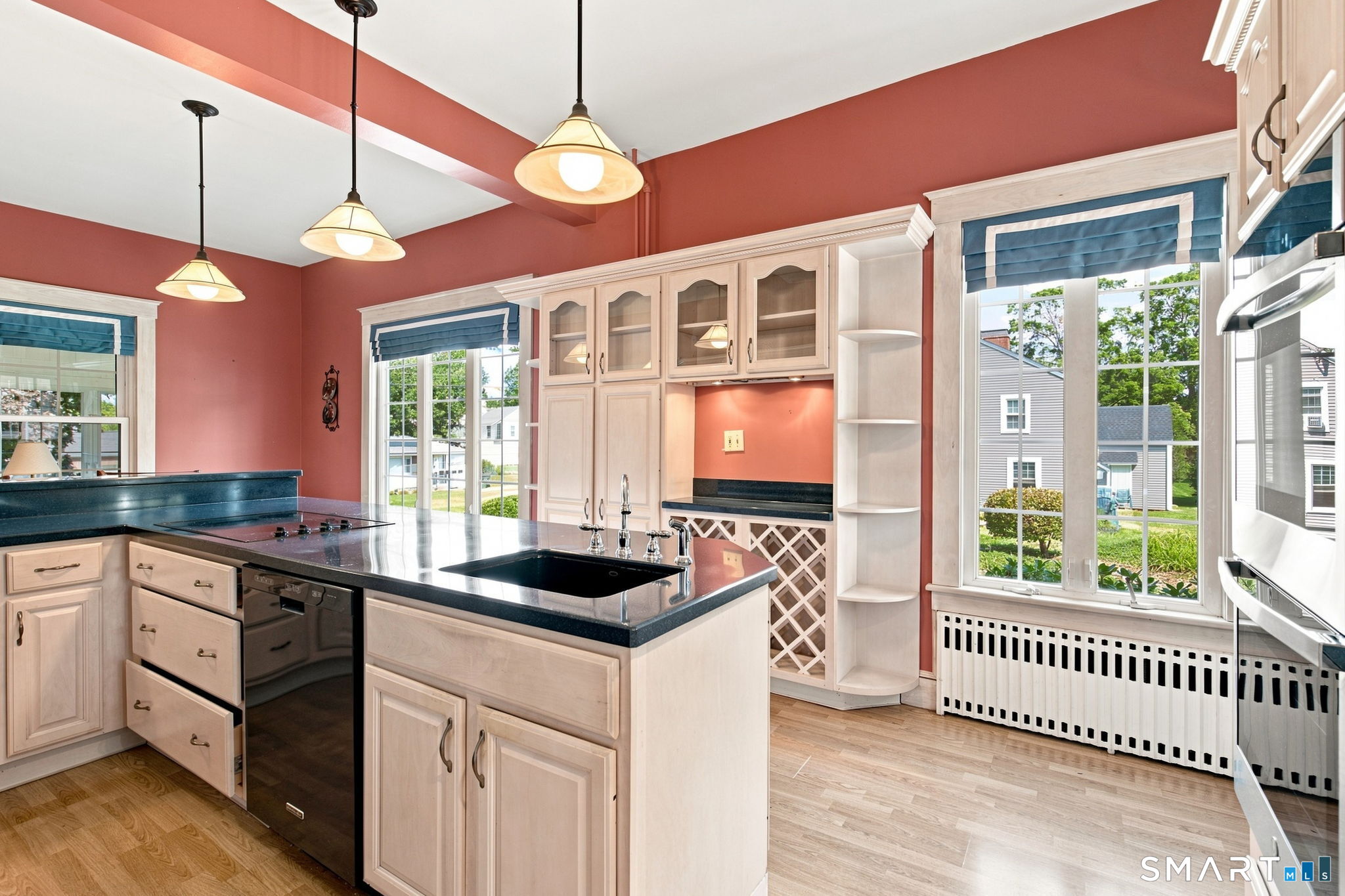 24 Ridgeway Street Newington, CT 06111 - Photo 18 of 40 Gallery Image 18