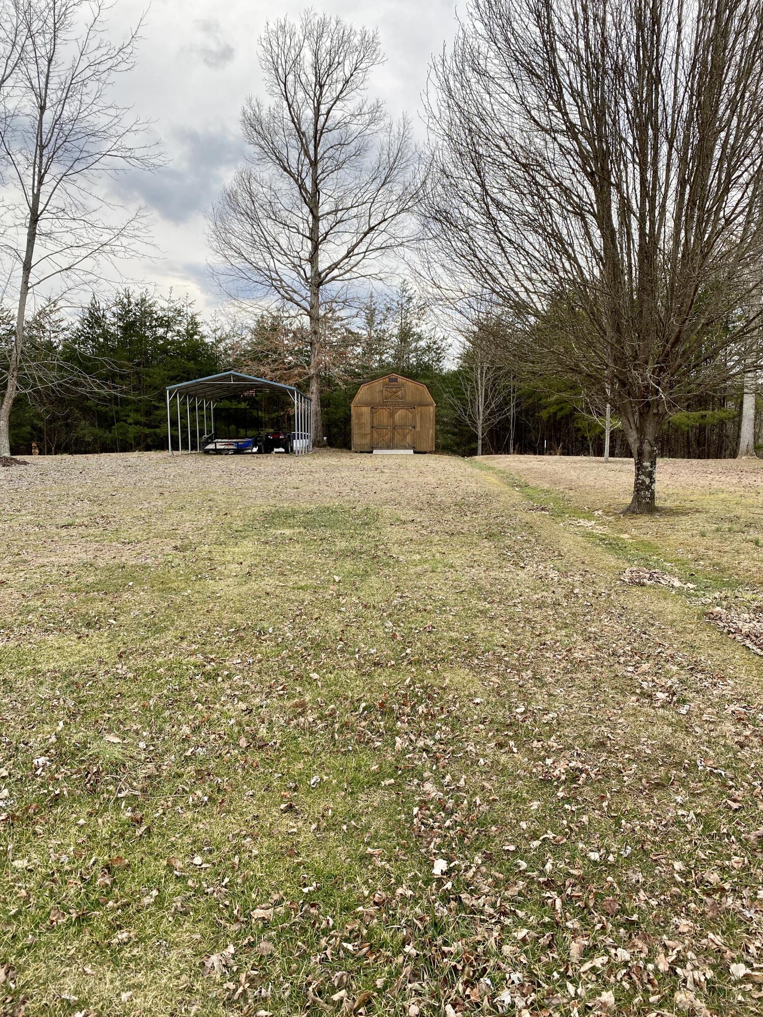 333 Grandview Lane Strunk, KY 42649 - Photo 16 of 64 2AFEC3F4-7E5C-4304-933C-5E0D163A5493
