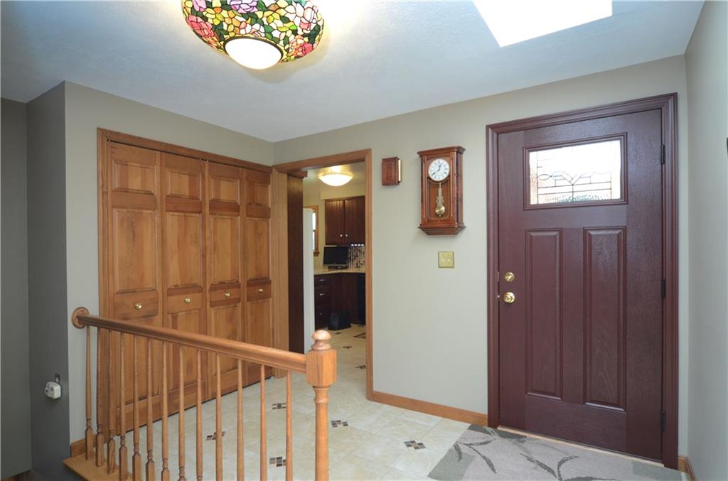 201 Lytton Road Coraopolis, PA 15108 - Photo 4 of 25 NATURAL LIGHT-CERAMIC TILE FLOOR GREET YOU AS YOU ENTER FOYER.