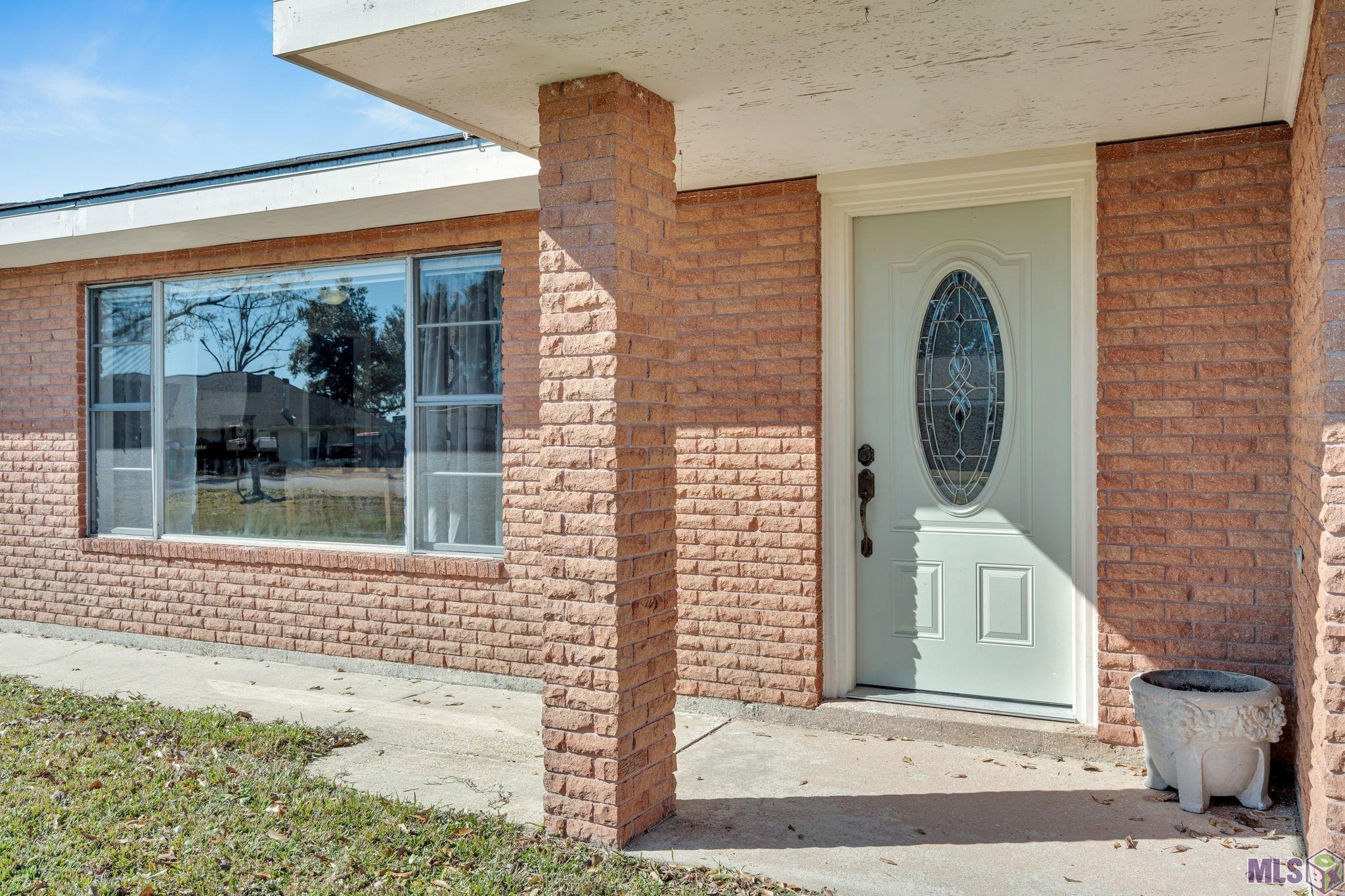 114 4 Point Drive Raceland, LA 70394 - Photo 6 of 41