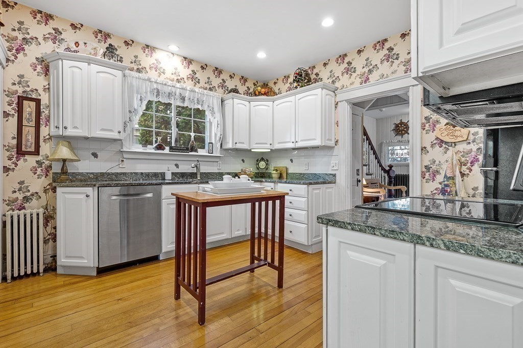 37 Proctor Street Worcester, MA 01606 - Photo 17 of 42 Gallery Image 17