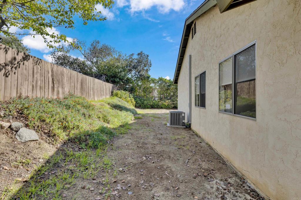 9931 Knollview Drive Spring Valley, CA 91977 - Photo 21 of 22