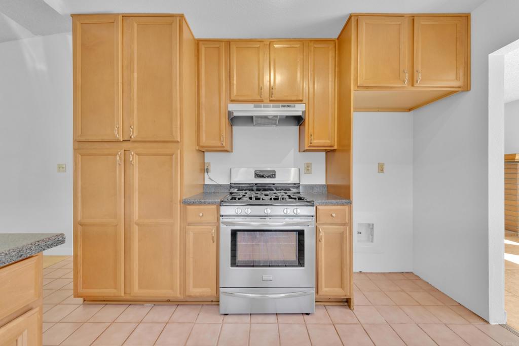 9931 Knollview Drive Spring Valley, CA 91977 - Photo 8 of 22