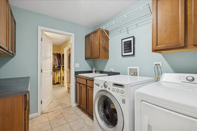 $724,900 | 980 Dakota Drive, Woodstock, IL 60098