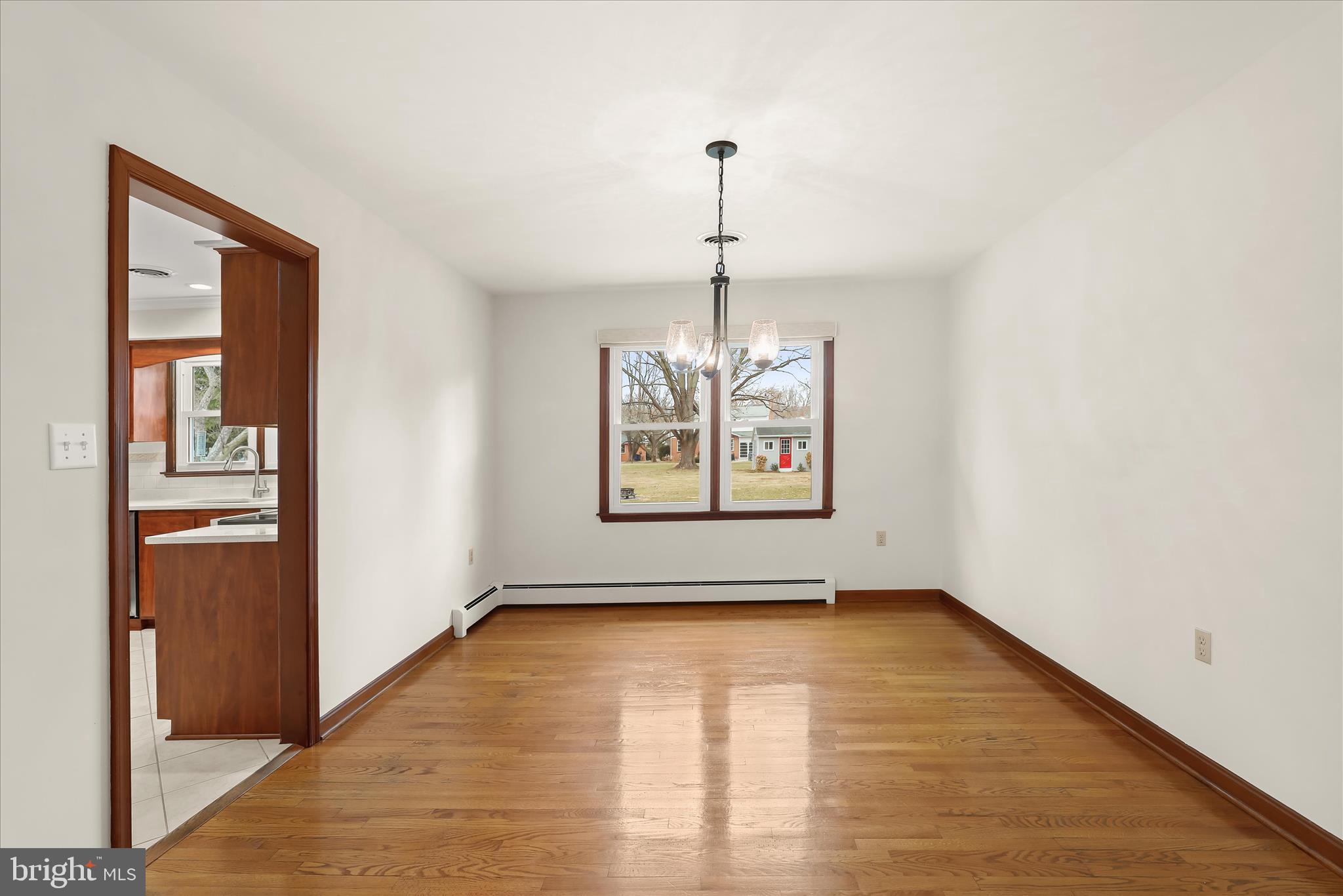 8004 Clearfield Road Frederick, MD 21702 - Photo 12 of 52 Dining Room - Hardwood Floors