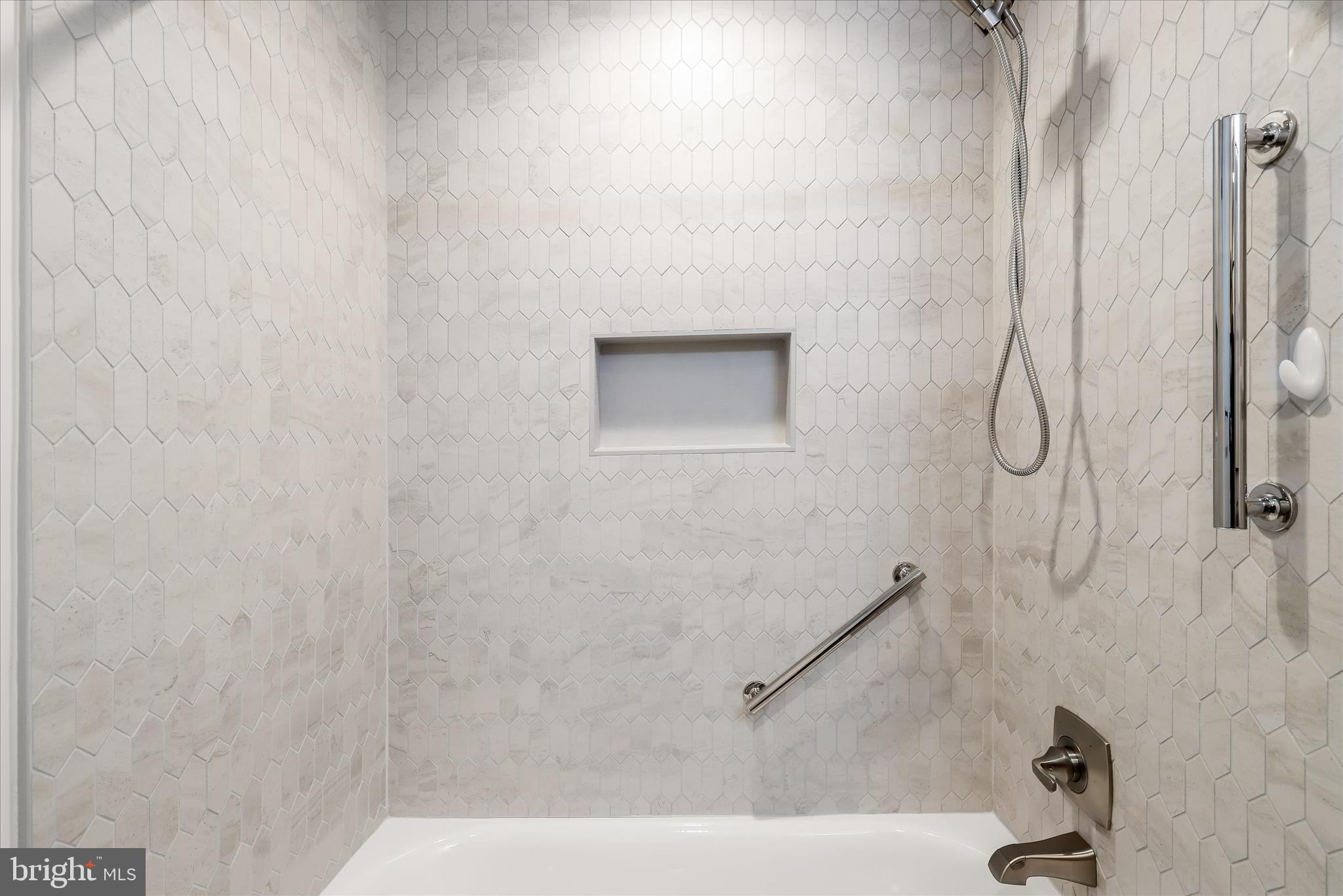 8004 Clearfield Road Frederick, MD 21702 - Photo 27 of 52 Renovated Full Bath