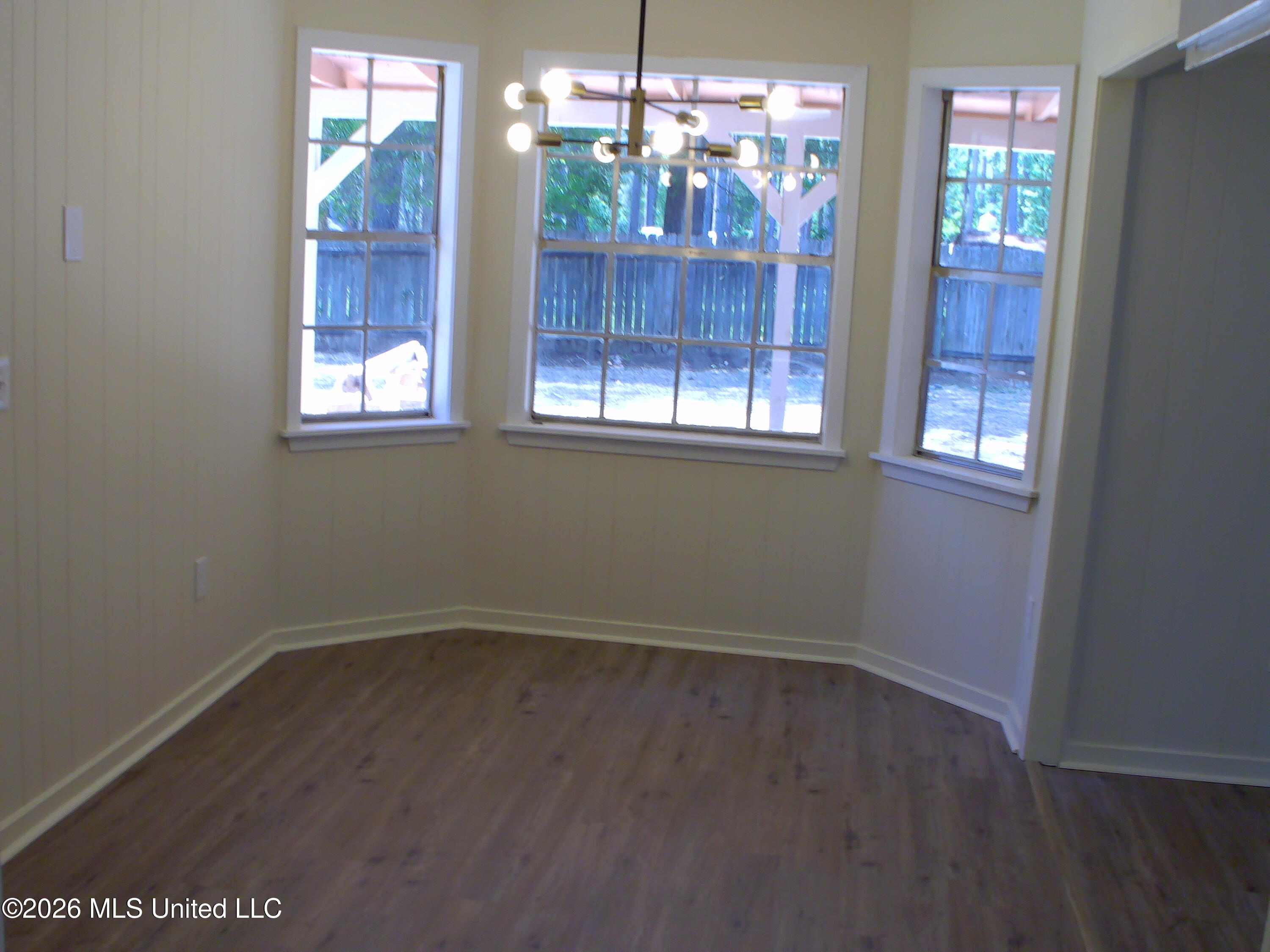 4649 Old Lake Road Jackson, MS 39212 - Photo 11 of 20 20260408_1228_4691