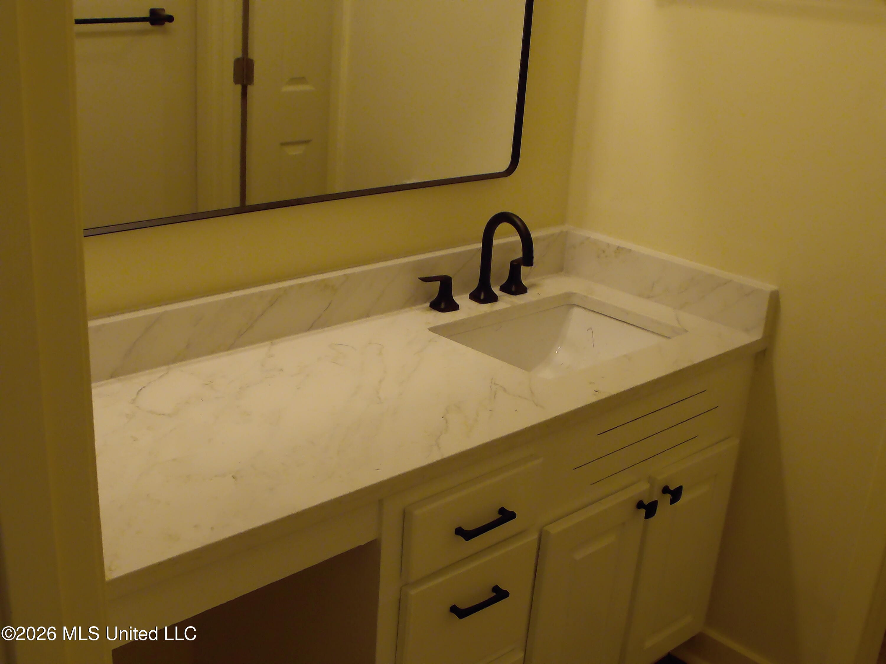 4649 Old Lake Road Jackson, MS 39212 - Photo 15 of 20 20260408_1230_4696