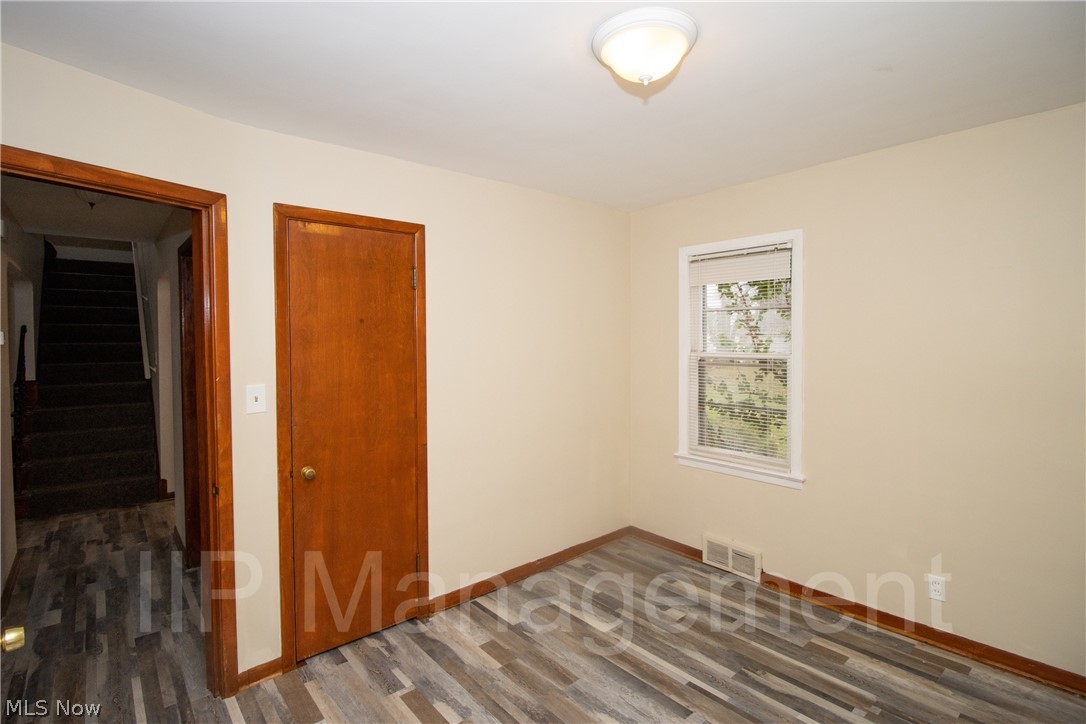 14147 Pease Road Maple Heights, OH 44137 - Photo 13 of 25 Gallery Image 13