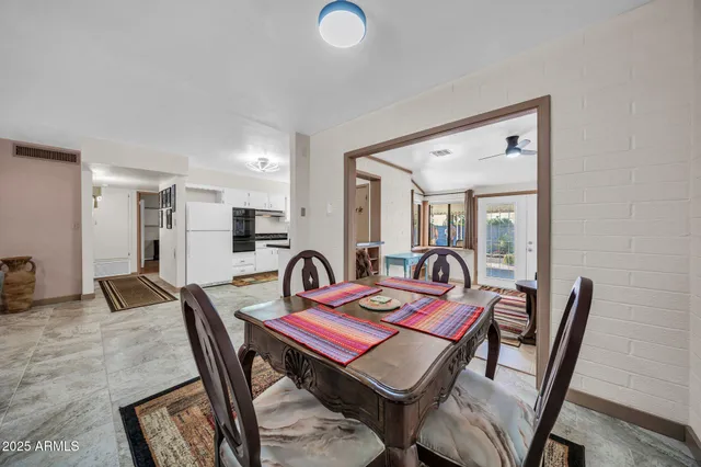 $285,000 | 10517 West Cumberland Drive, Sun City, AZ 85351