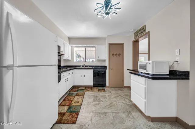 $285,000 | 10517 West Cumberland Drive, Sun City, AZ 85351