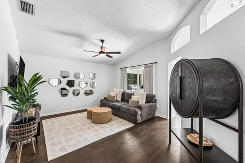 $995,000 | 583 Canoe Point, Delray Beach, FL 33444