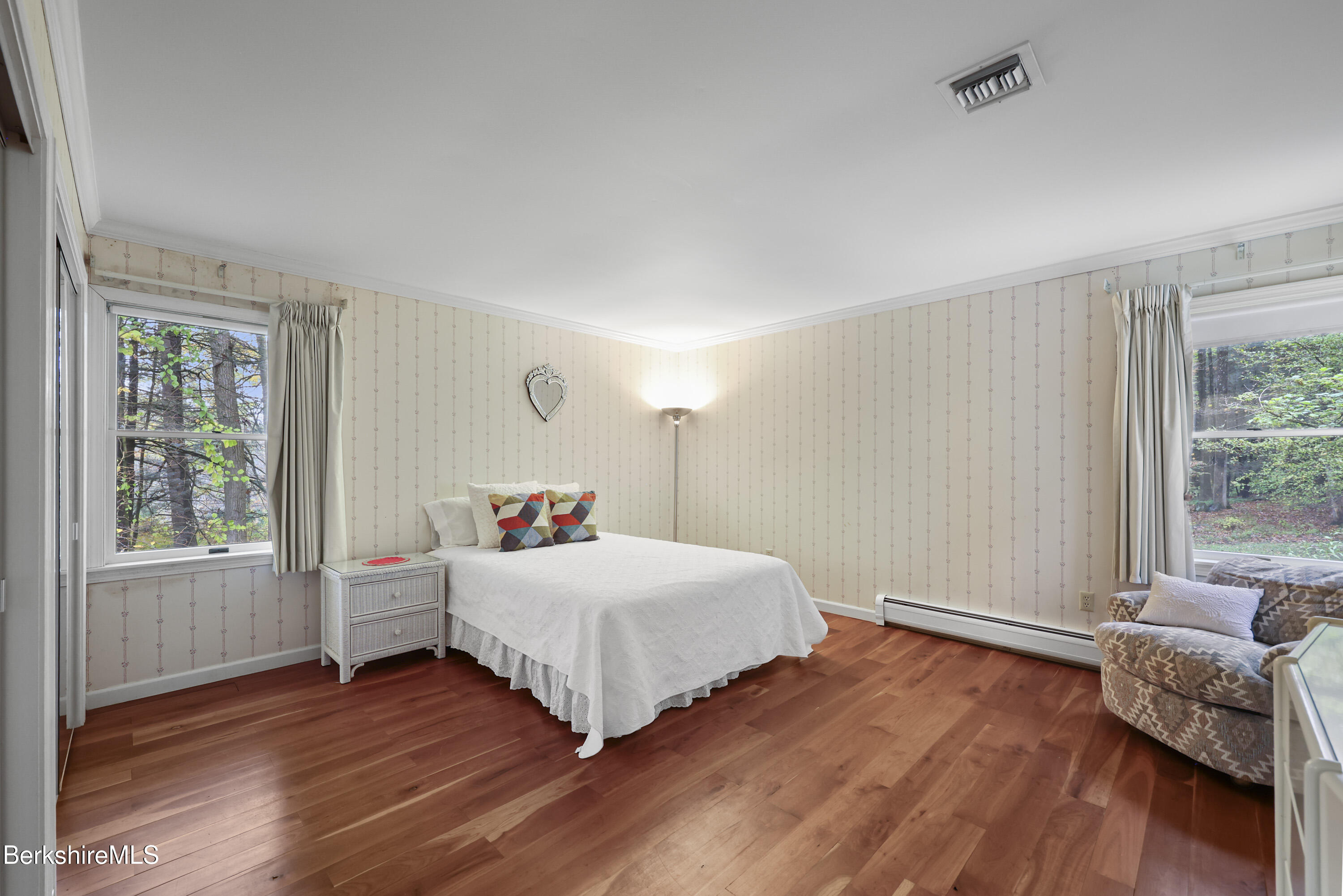 36 Glendale Road Stockbridge, MA 01262 - Photo 17 of 35 Primary Bedroom 1