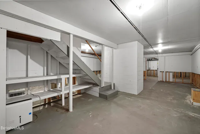 a view of an entryway