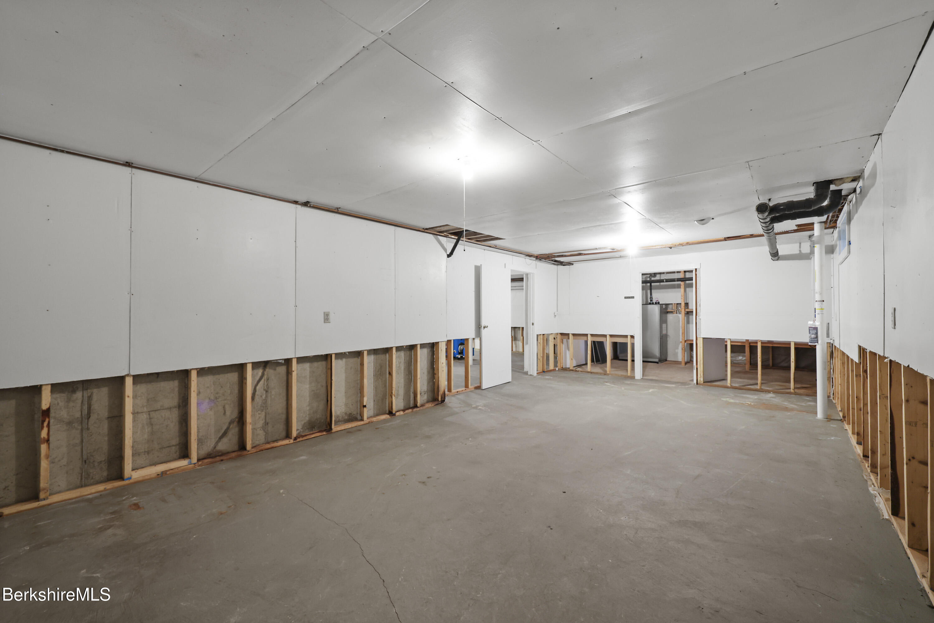 36 Glendale Road Stockbridge, MA 01262 - Photo 31 of 35 Lower Level from bulk head