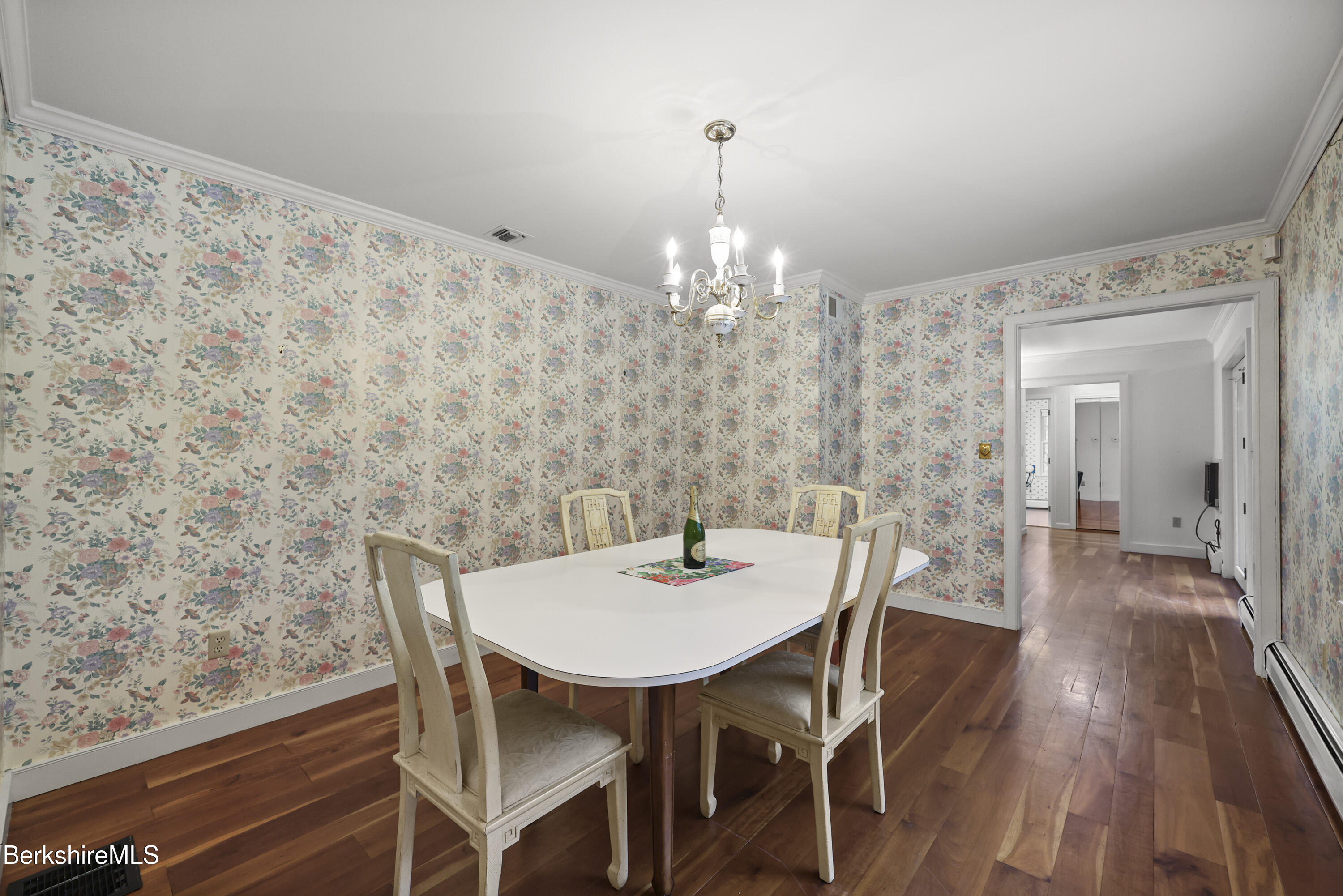 36 Glendale Road Stockbridge, MA 01262 - Photo 9 of 35 Dining Room 3