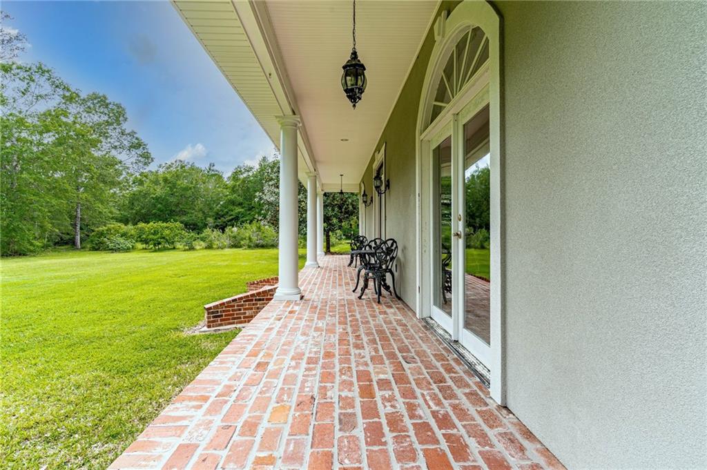 29645 Berry Todd Road Lacombe, LA 70445 - Photo 3 of 27 Gallery Image 3