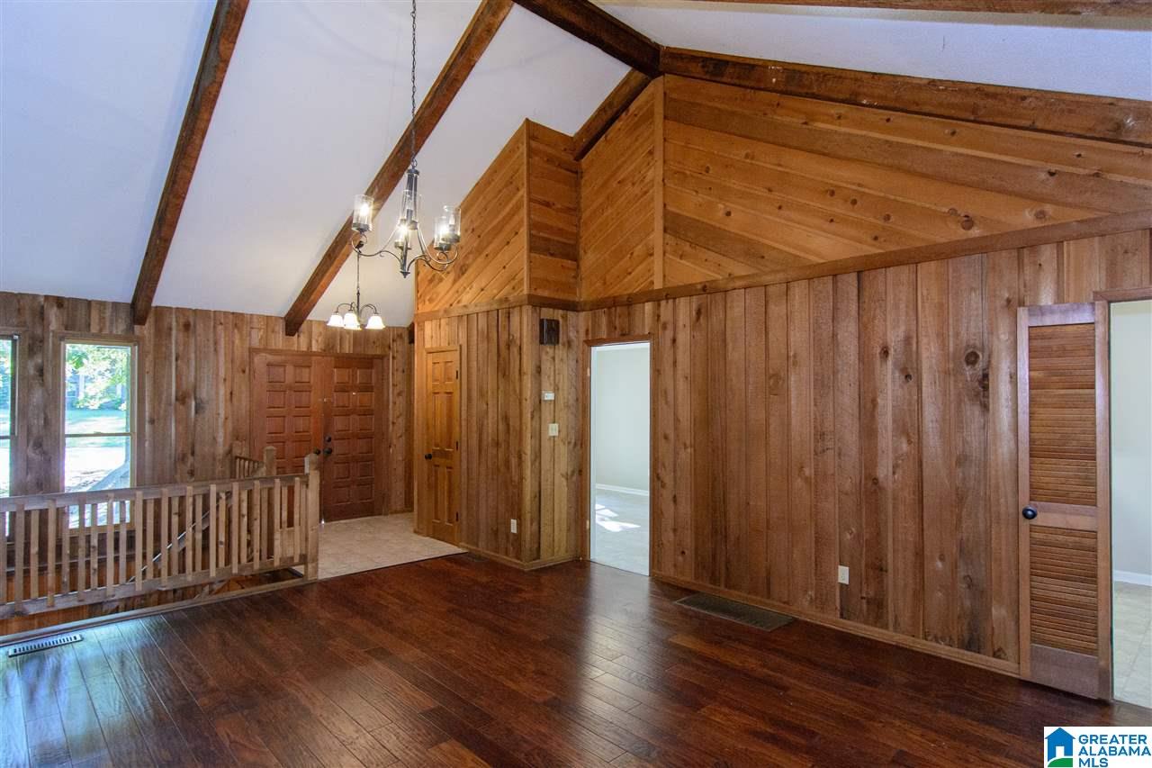 4738 Caldwell Mill Road Birmingham, AL 35243 - Photo 6 of 41