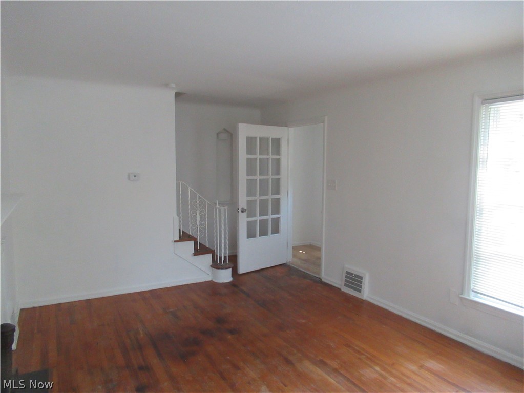 5095 Edenhurst Road Lyndhurst, OH 44124 - Photo 12 of 24 Gallery Image 12
