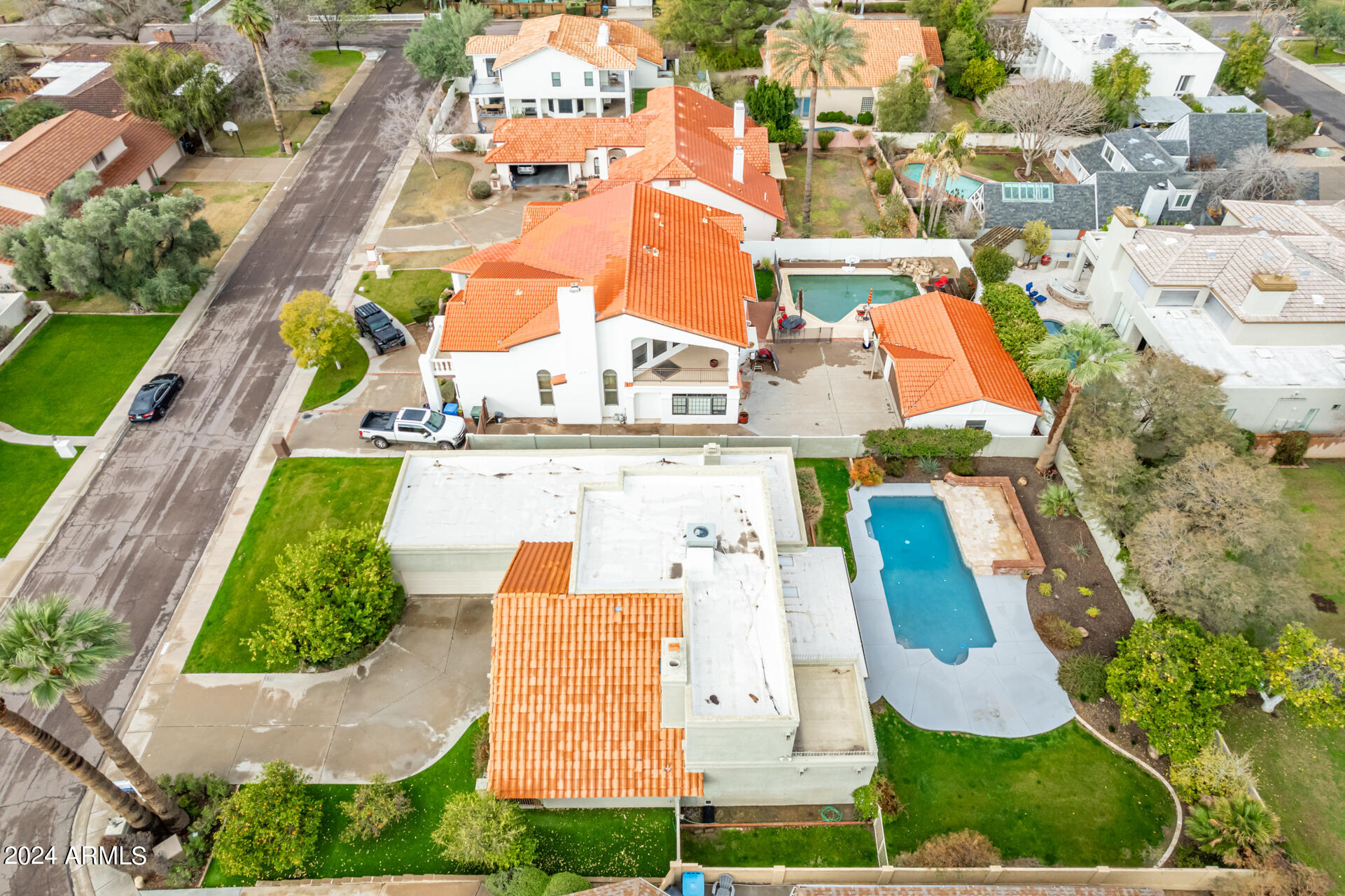 228 West Royal Palm Road Phoenix, AZ 85021 - Photo 3 of 63 0062-12 - Royal Palm Drone