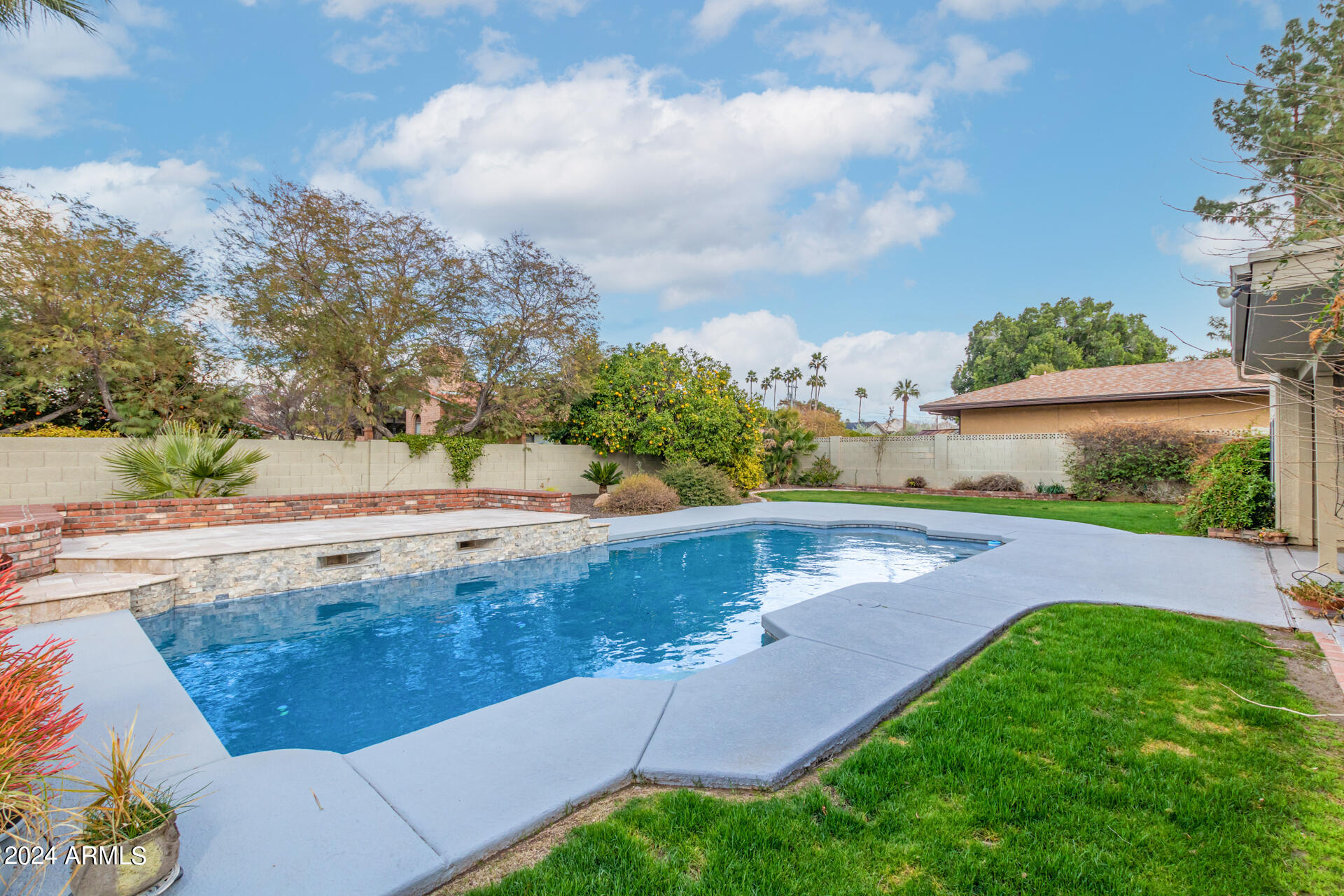 228 West Royal Palm Road Phoenix, AZ 85021 - Photo 57 of 63 0045-45 - Royal Palm