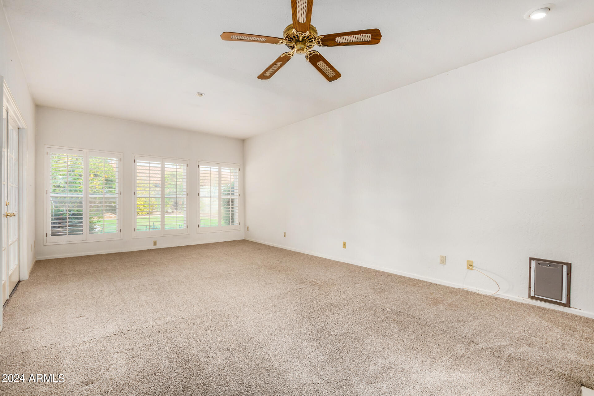 228 West Royal Palm Road Phoenix, AZ 85021 - Photo 10 of 63 0007-07 - Royal Palm