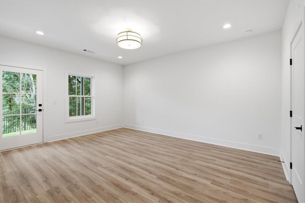 333 Sugarview Road Buford, GA 30518 - Photo 12 of 40