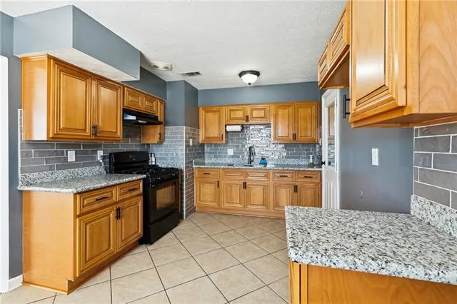 $215,000 | 108 Auburn Place, Kenner, LA 70065