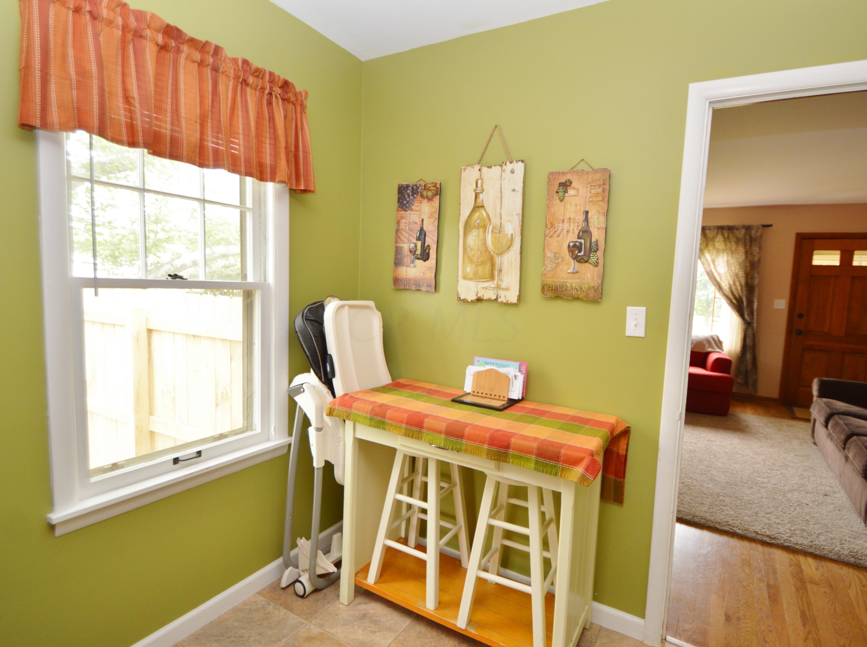 696 Wetmore Road Columbus, OH 43214 - Photo 7 of 23 Gallery Image 7