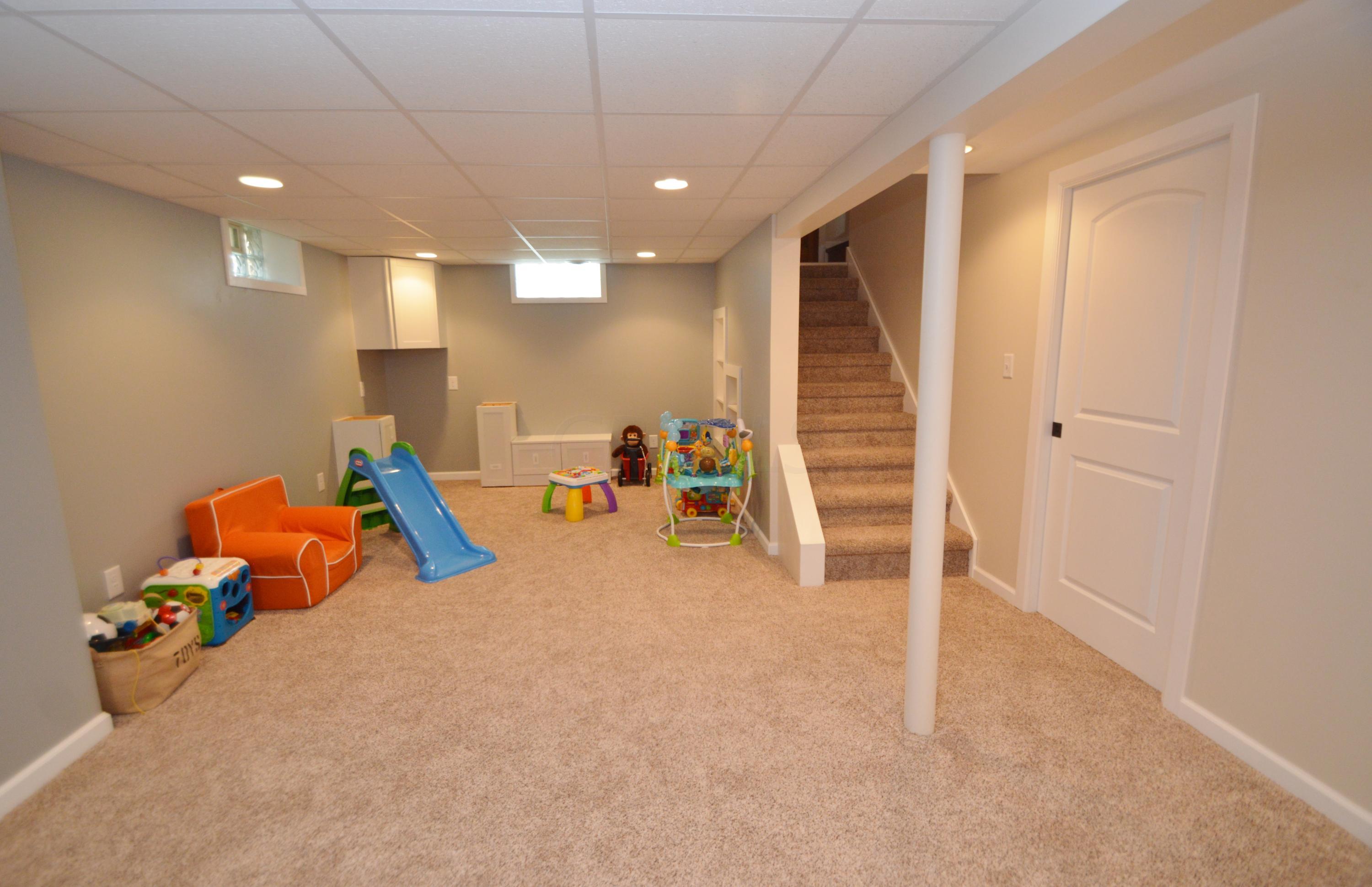 696 Wetmore Road Columbus, OH 43214 - Photo 9 of 23 Gallery Image 9