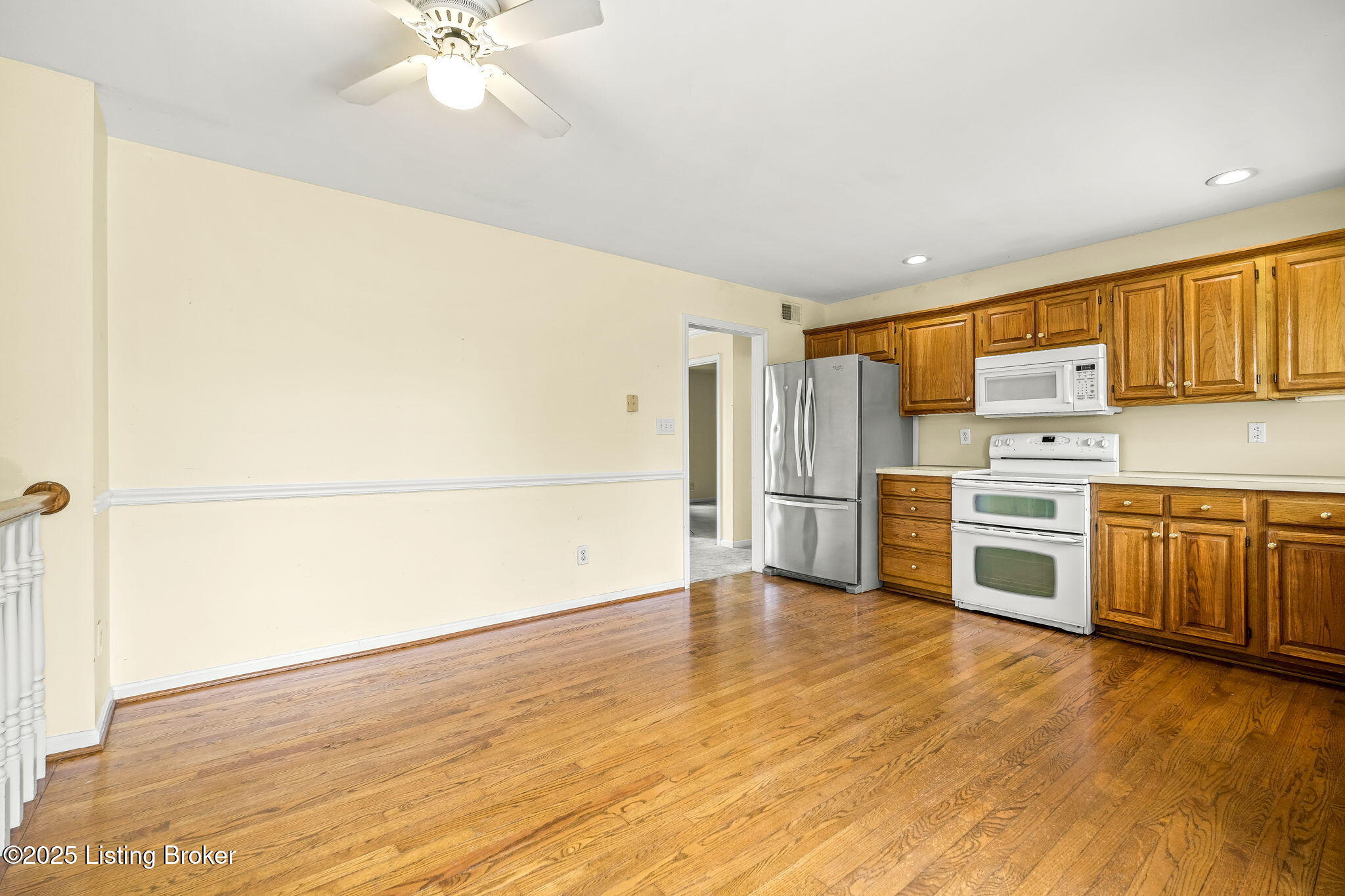 1772 McCoun Road Smithfield, KY 40068 - Photo 7 of 33 Kitchen